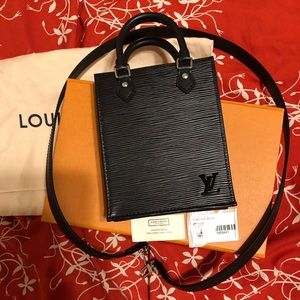SOLD-MERCARI Authentic Louis Vuitton EPI Leather Petit Sac